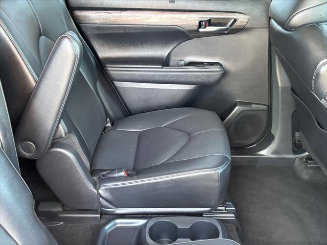 used 2024 Toyota Highlander car, priced at $45,241