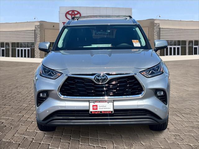 used 2024 Toyota Highlander car, priced at $45,241