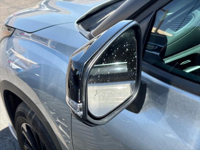 used 2023 Toyota Highlander car, priced at $43,799