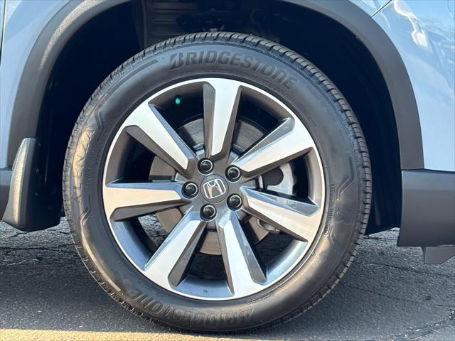 used 2025 Honda Pilot car, priced at $43,761