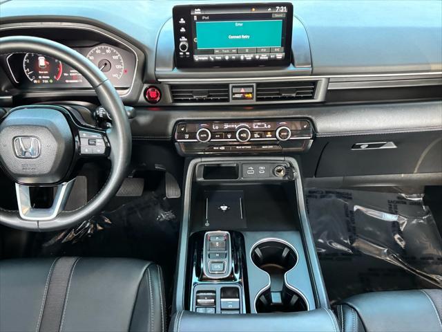 used 2025 Honda Pilot car, priced at $43,761