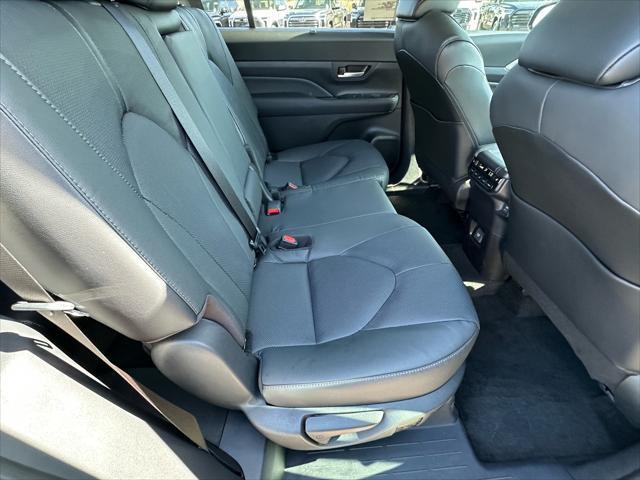 new 2025 Toyota Grand Highlander car, priced at $53,138