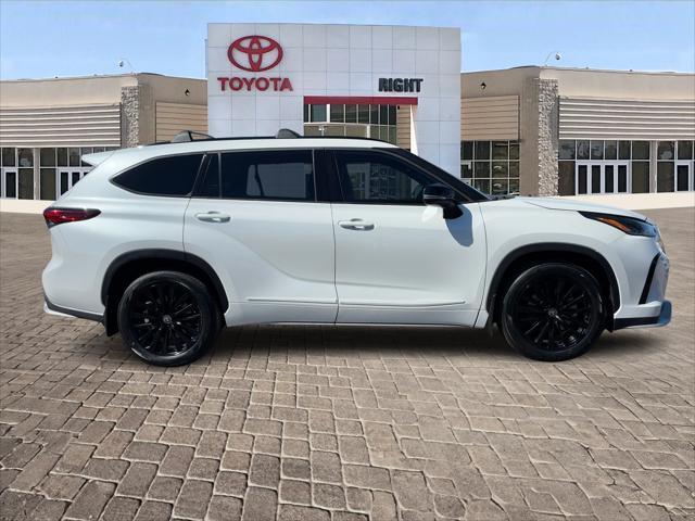 used 2023 Toyota Highlander car, priced at $40,487