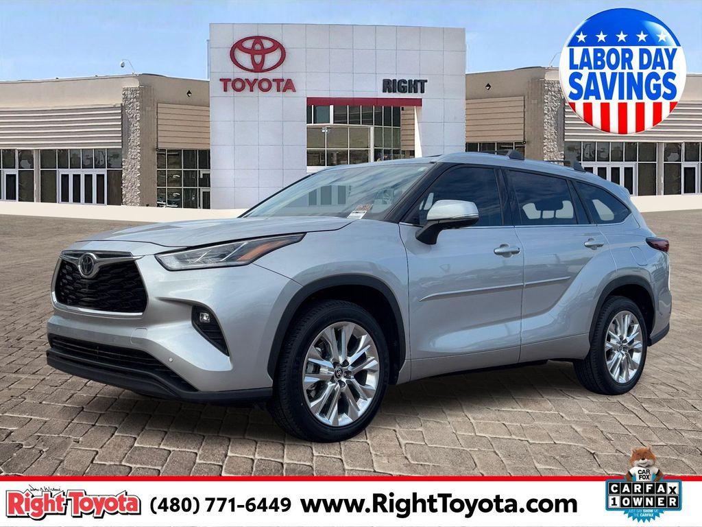used 2024 Toyota Highlander car, priced at $45,877