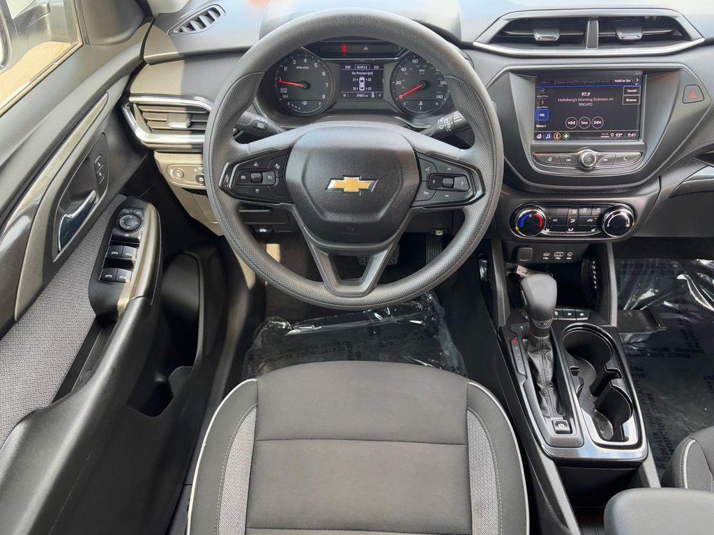 used 2023 Chevrolet TrailBlazer car, priced at $19,587