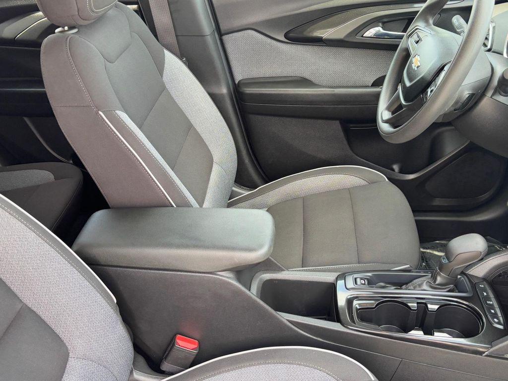 used 2023 Chevrolet TrailBlazer car, priced at $19,587