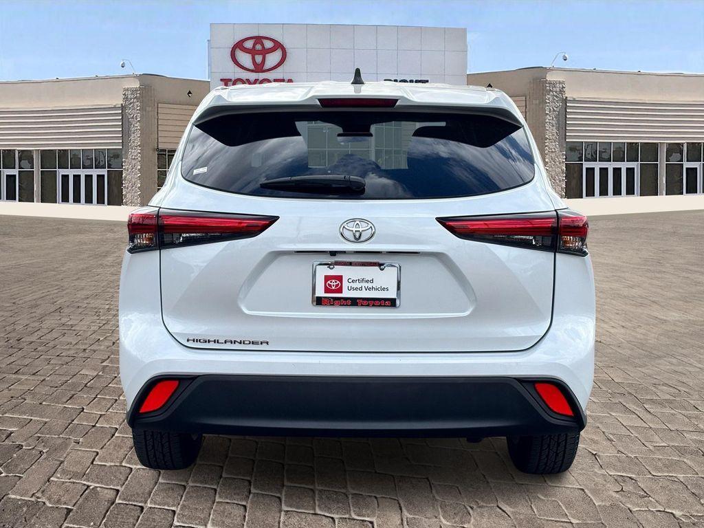 used 2023 Toyota Highlander car, priced at $32,897