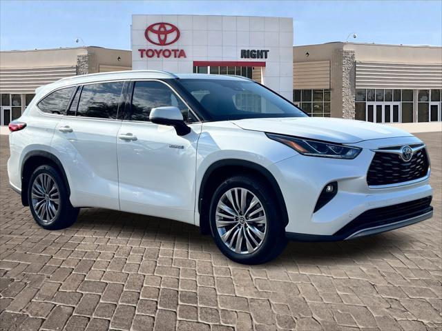 used 2021 Toyota Highlander Hybrid car, priced at $41,742