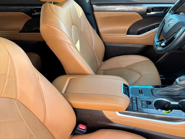 used 2021 Toyota Highlander Hybrid car, priced at $41,742