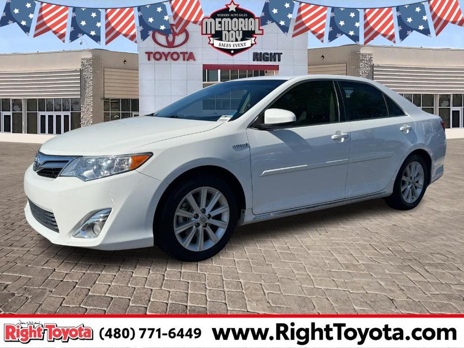 used 2014 Toyota Camry Hybrid car, priced at $15,778