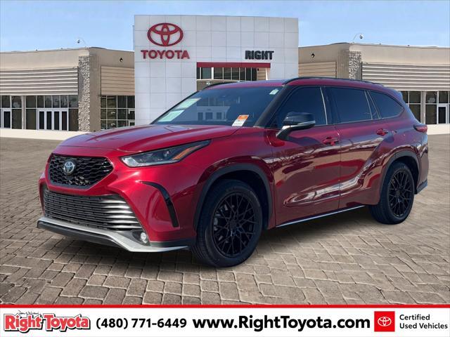 used 2021 Toyota Highlander car, priced at $31,122