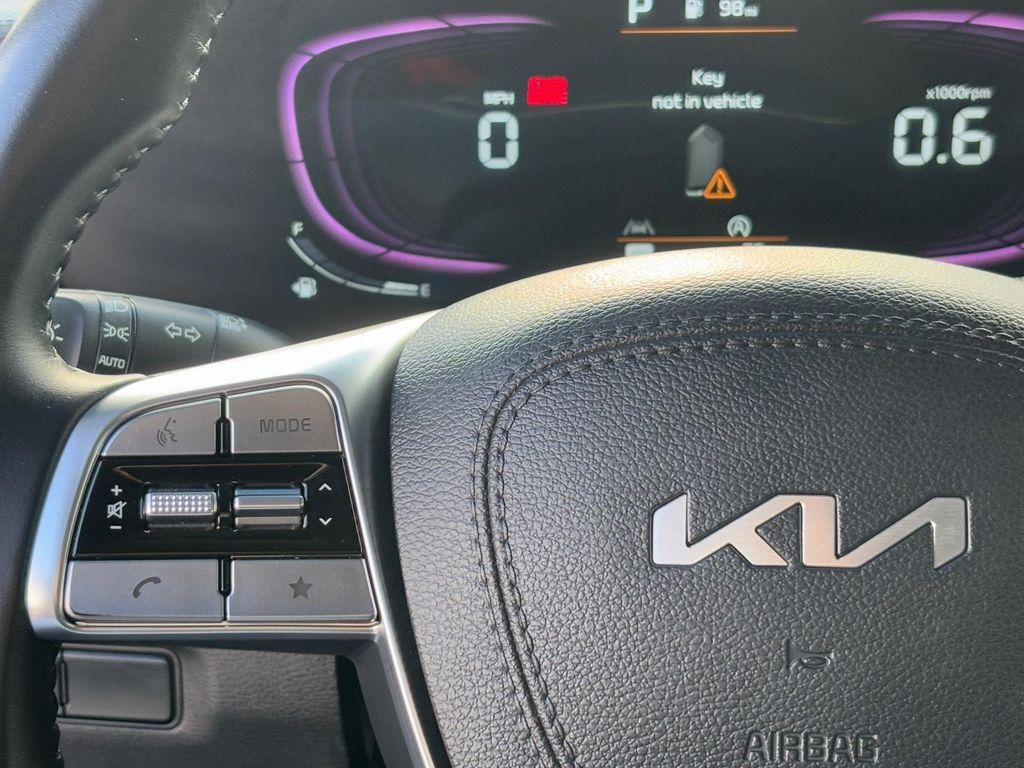 used 2024 Kia Telluride car, priced at $33,652