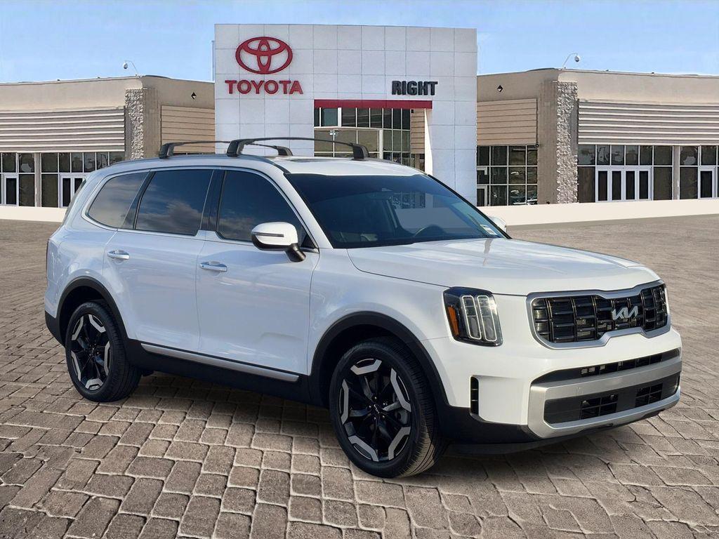 used 2024 Kia Telluride car, priced at $33,652