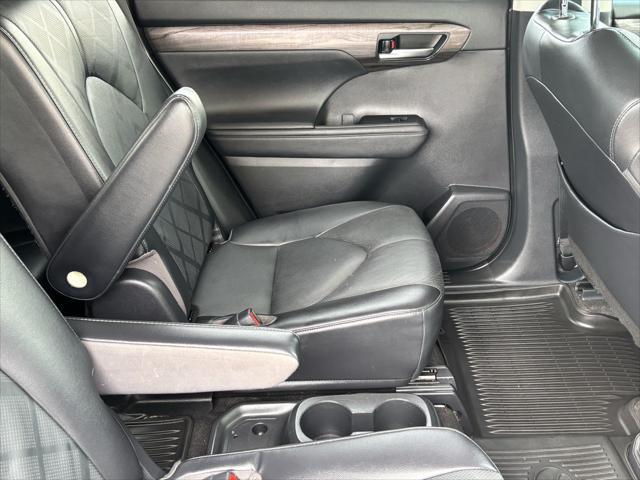 used 2023 Toyota Highlander car, priced at $41,583