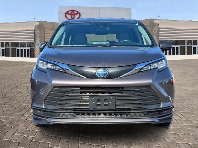 used 2022 Toyota Sienna car, priced at $29,477