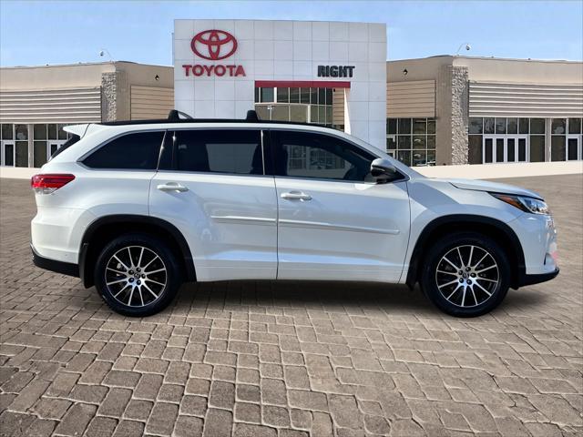 used 2017 Toyota Highlander car, priced at $23,859