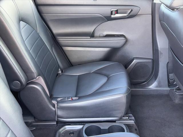 used 2022 Toyota Highlander car, priced at $32,985