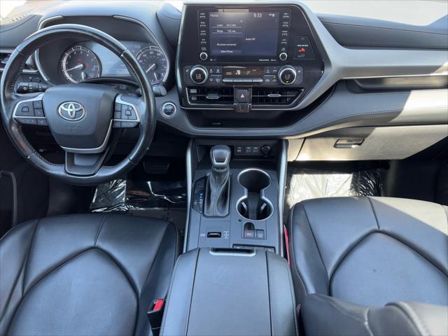 used 2022 Toyota Highlander car, priced at $32,985