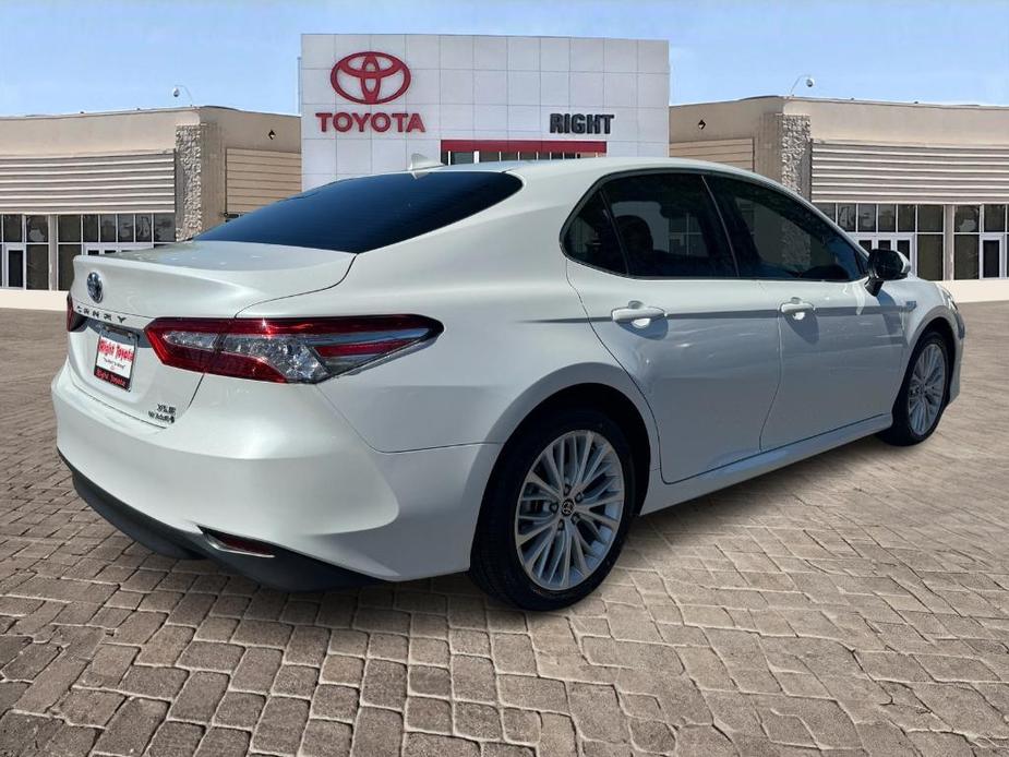 used 2020 Toyota Camry Hybrid car, priced at $27,542