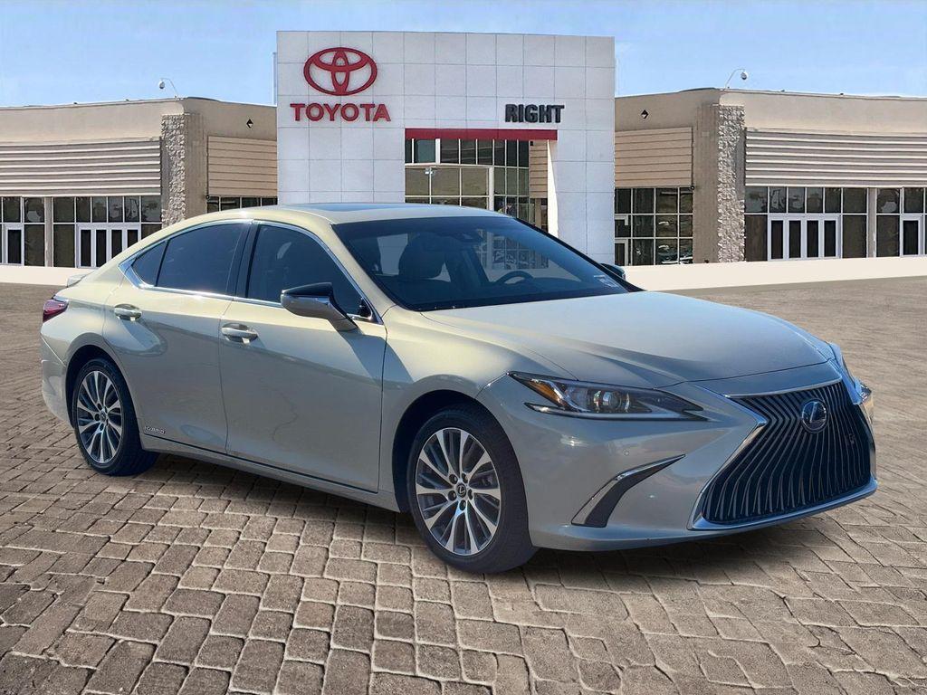 used 2021 Lexus ES 300h car, priced at $29,752