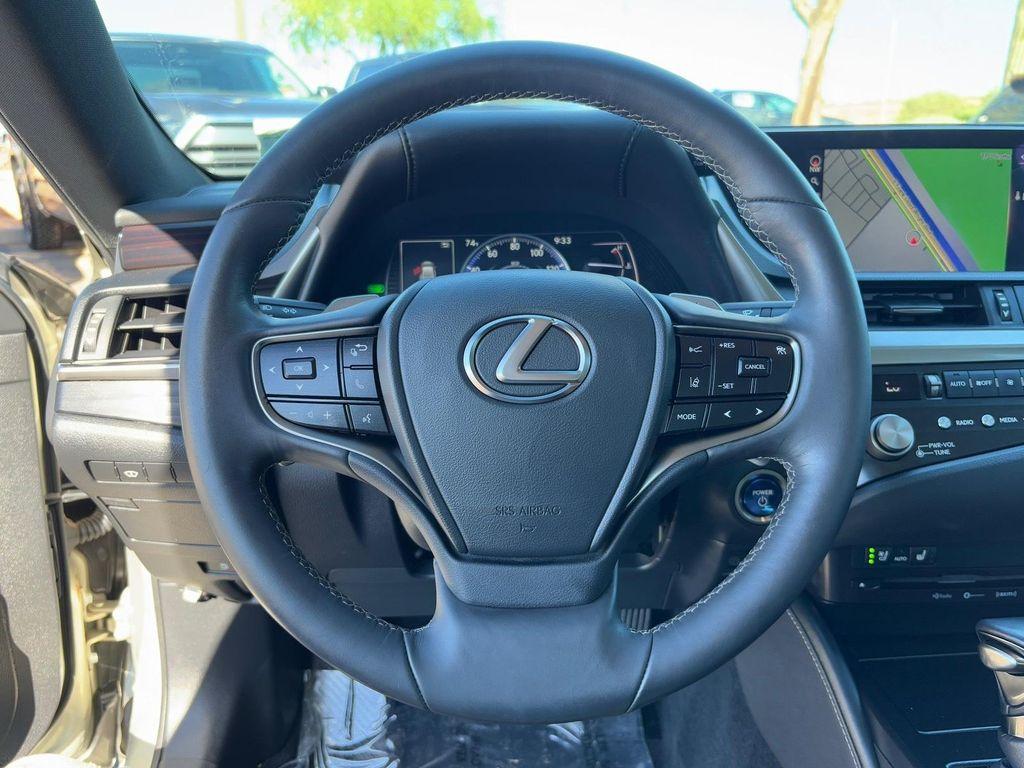 used 2021 Lexus ES 300h car, priced at $29,752