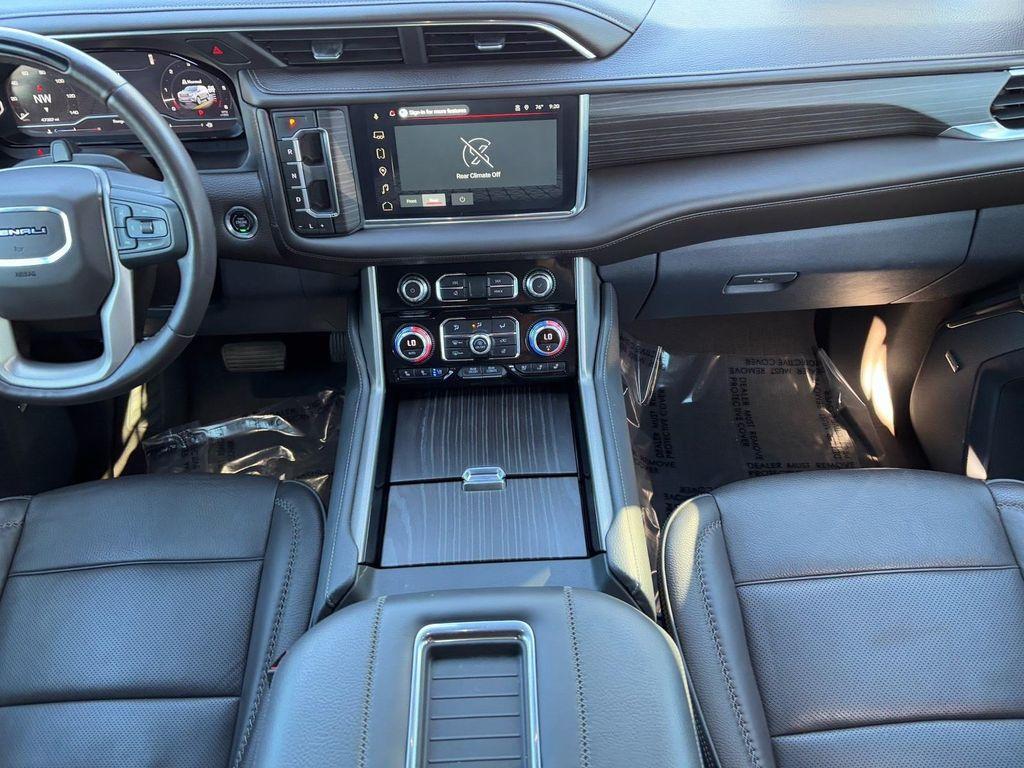 used 2023 GMC Yukon car, priced at $58,744