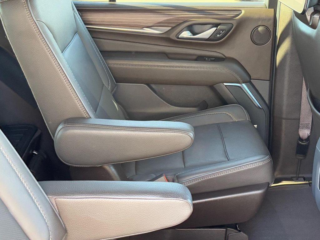 used 2023 GMC Yukon car, priced at $58,744