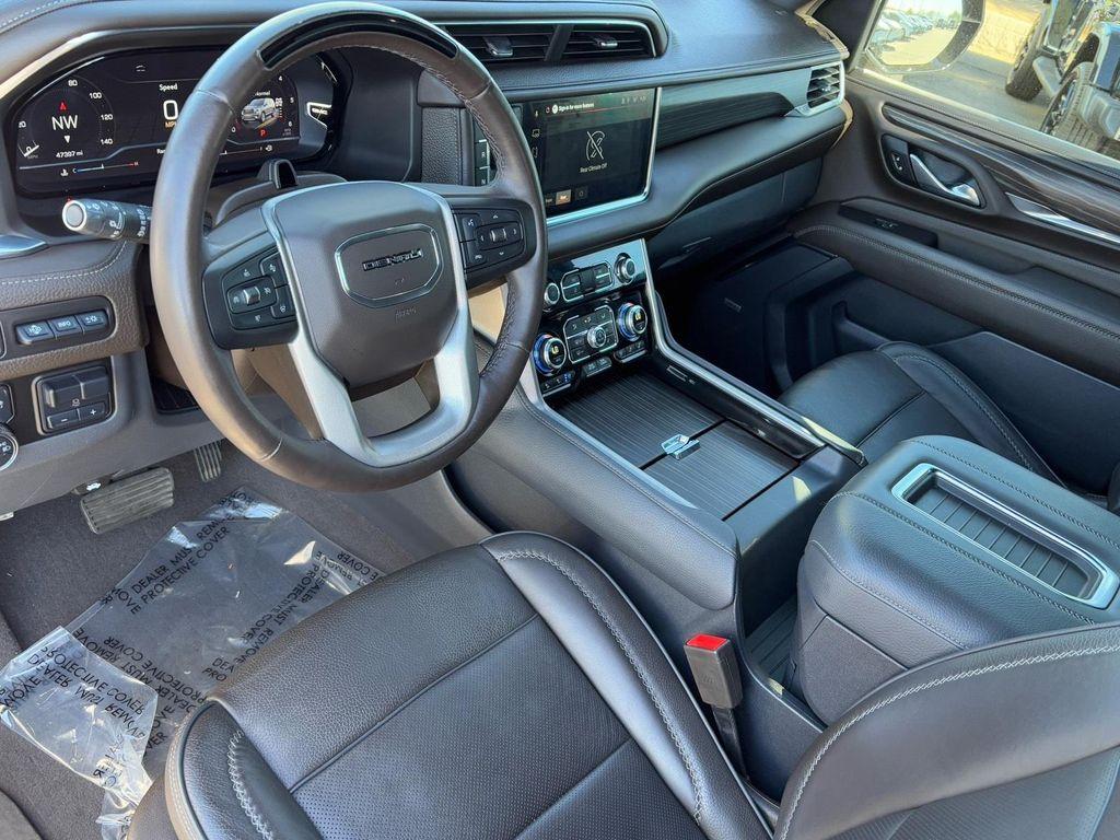 used 2023 GMC Yukon car, priced at $58,744