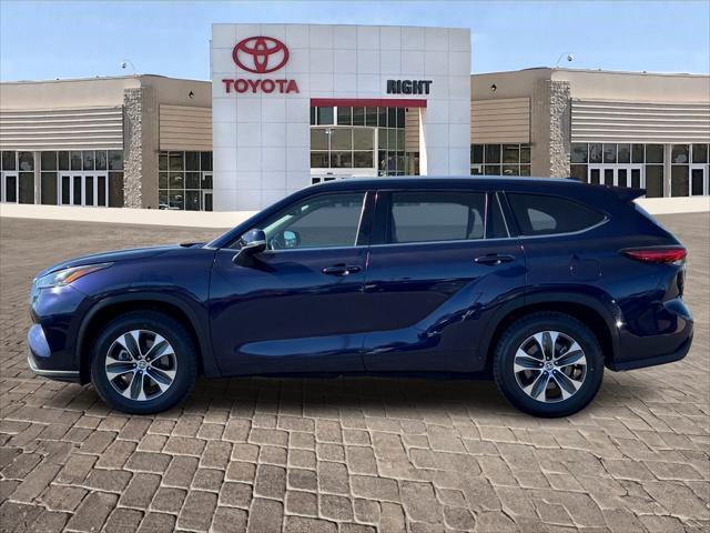 used 2022 Toyota Highlander car, priced at $29,945