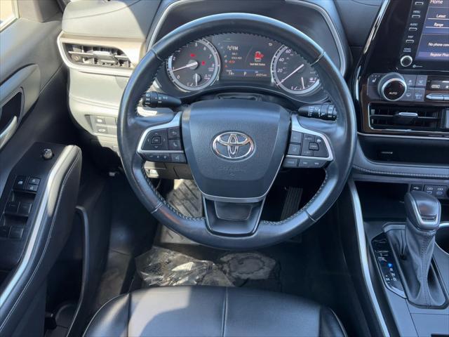 used 2022 Toyota Highlander car, priced at $29,945