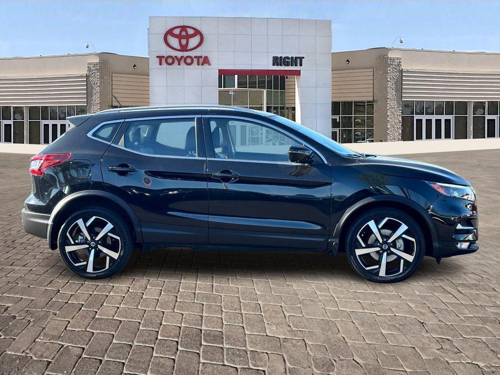 used 2021 Nissan Rogue Sport car, priced at $20,933
