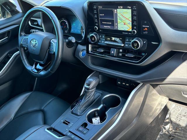 used 2021 Toyota Highlander Hybrid car, priced at $35,889