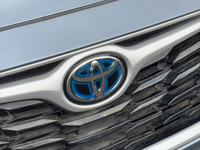 used 2022 Toyota Highlander Hybrid car, priced at $37,941