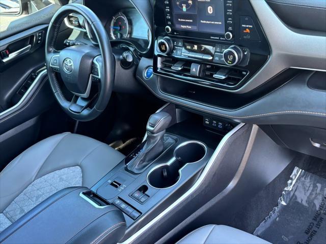 used 2022 Toyota Highlander Hybrid car, priced at $39,854