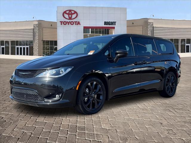 used 2020 Chrysler Pacifica car, priced at $17,277