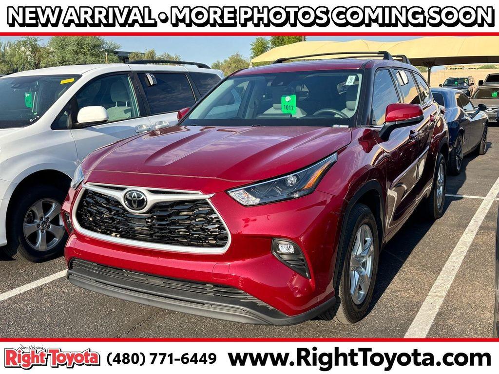 used 2022 Toyota Highlander car, priced at $33,803