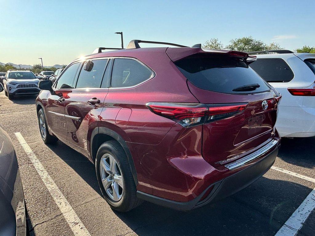used 2022 Toyota Highlander car, priced at $33,803