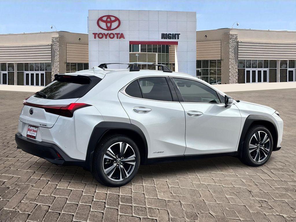 used 2020 Lexus UX 250h car, priced at $23,017