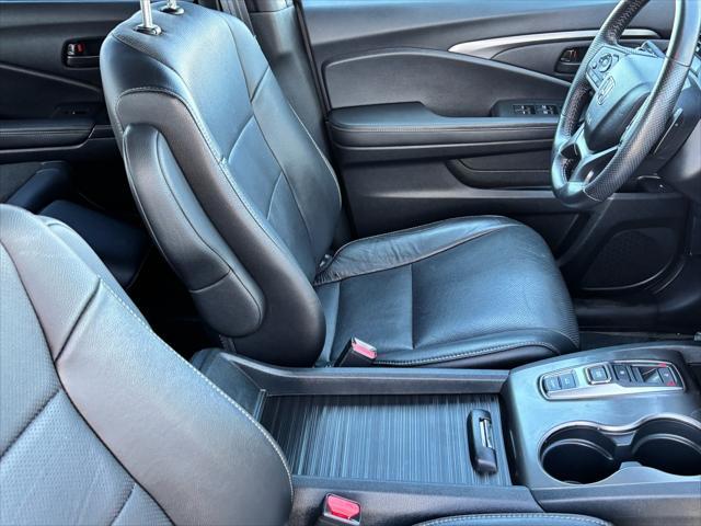 used 2023 Honda Passport car, priced at $31,289