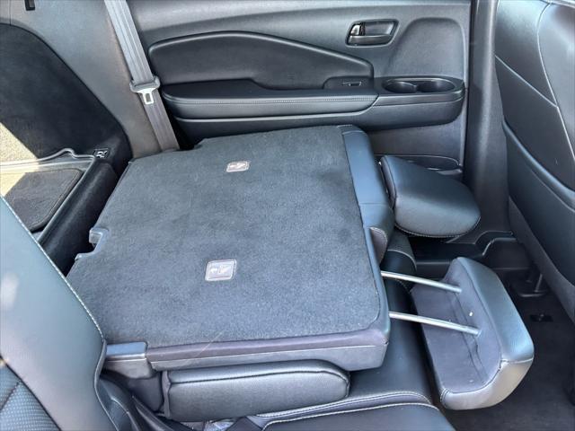used 2023 Honda Passport car, priced at $31,289