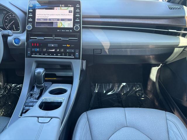 used 2020 Toyota Avalon Hybrid car, priced at $35,621