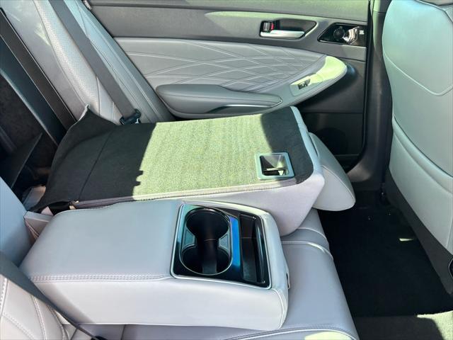 used 2020 Toyota Avalon Hybrid car, priced at $35,621