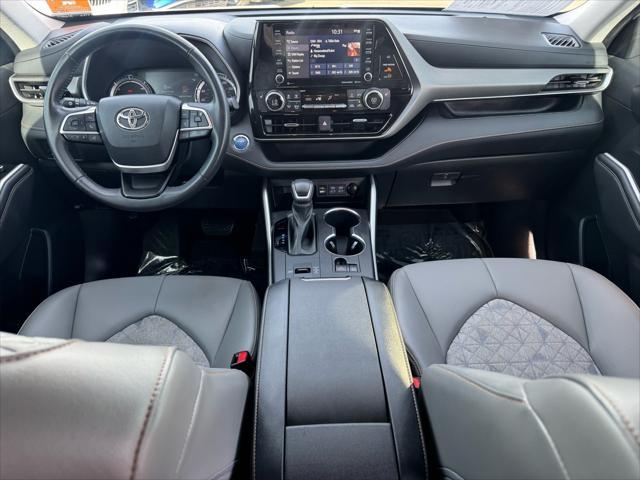 used 2022 Toyota Highlander Hybrid car, priced at $40,988