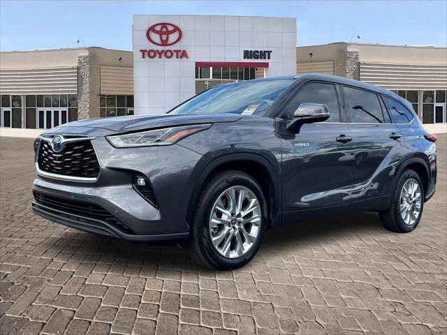 used 2021 Toyota Highlander Hybrid car, priced at $38,680