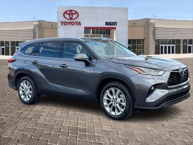 used 2021 Toyota Highlander Hybrid car, priced at $38,680