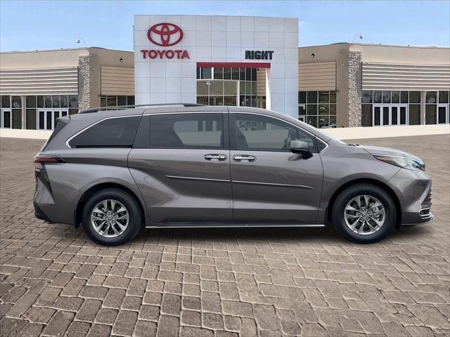 used 2023 Toyota Sienna car, priced at $38,021