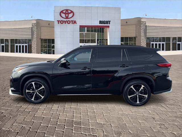 used 2021 Toyota Highlander car, priced at $34,977