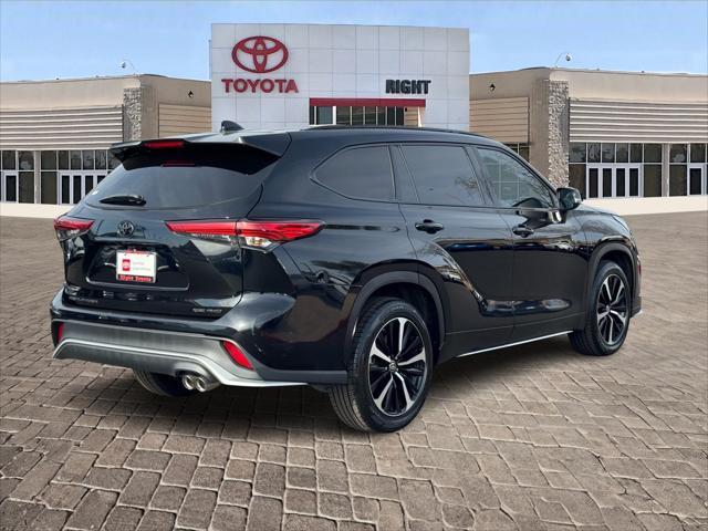 used 2021 Toyota Highlander car, priced at $34,977