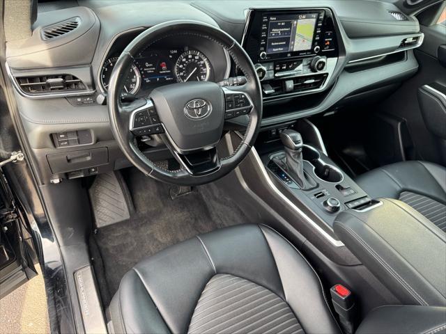 used 2021 Toyota Highlander car, priced at $34,977