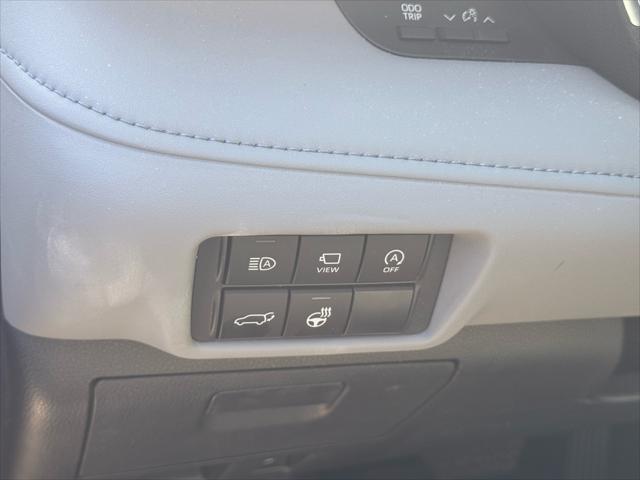 used 2024 Toyota Highlander car, priced at $50,038